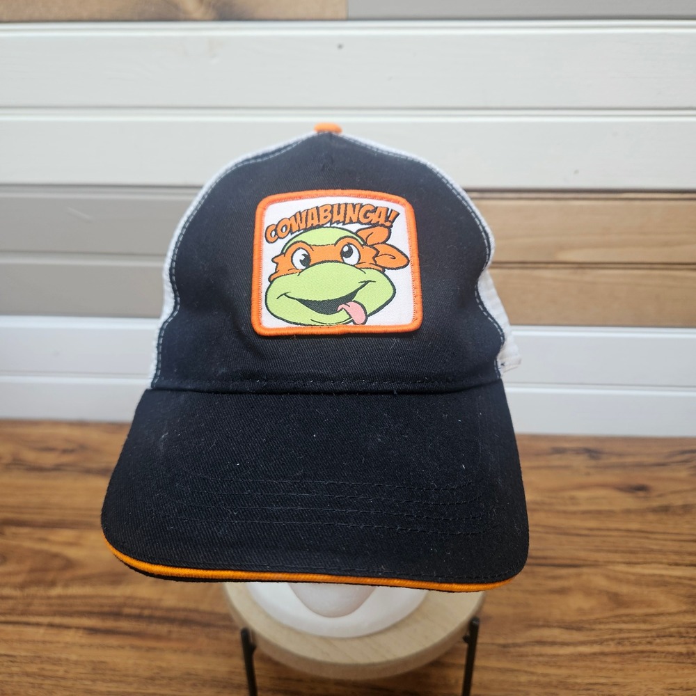 Nickelodeon TMNT Michelangelo Cowabunga Trucker Hat Black White Snapback Cap
